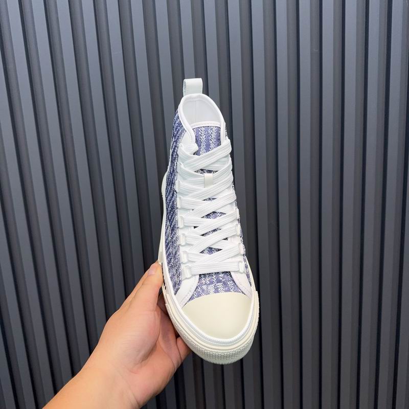 AMIRI Textured Logo High-Top Sneakers - Lavender & White
