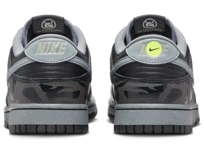 Nike Dunk Low Sneakers - Berlin