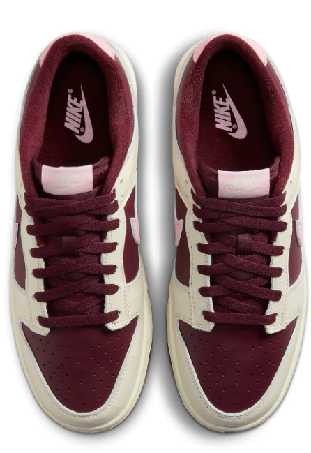 Nike Dunk Low Premium Sneakers - Valentine's Day 2023