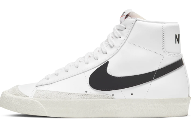 Nike Blazer Mid '77 Vintage Sneakers - White & Black
